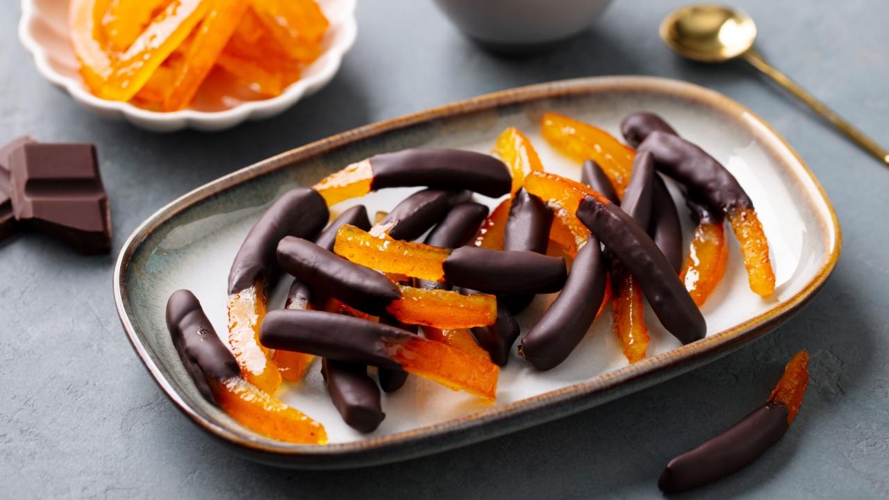 Apelsinų žievelių saldainiai - cukatai su šokoladu
