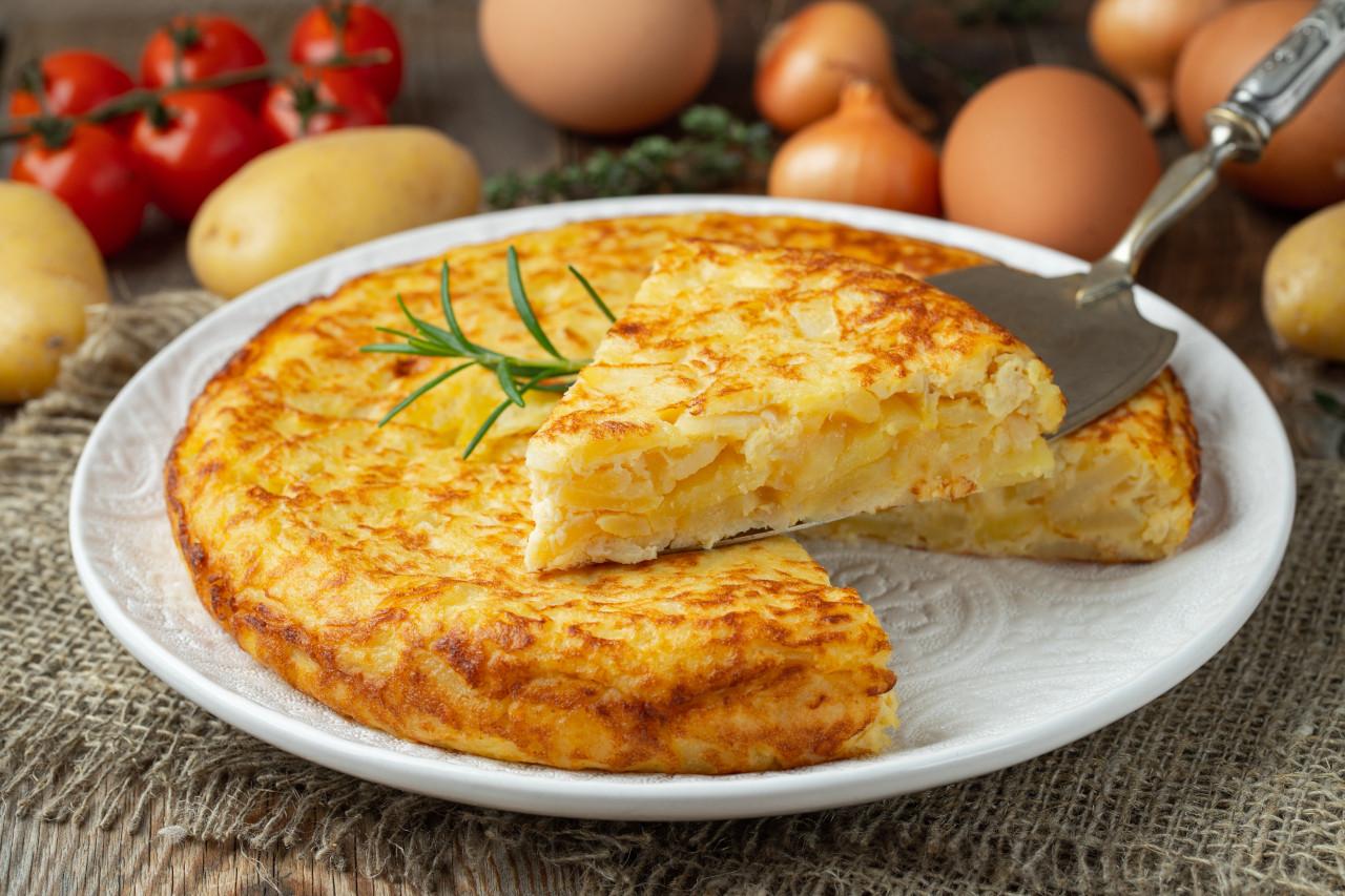 Ispaniškas omletas (tortilla española)