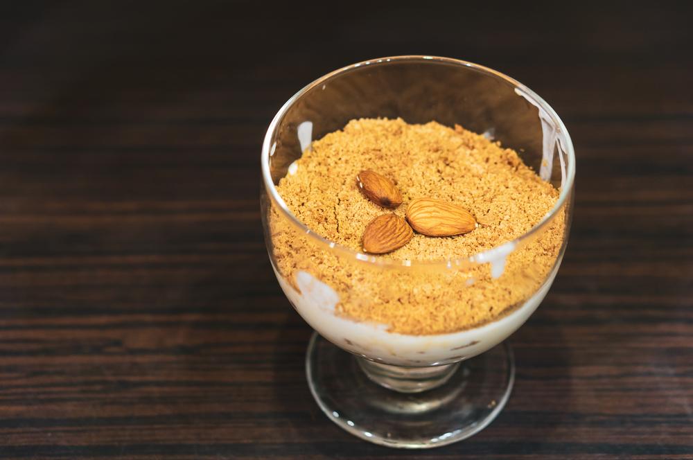 Nekeptas meduolių desertas iš 3 ingredientų