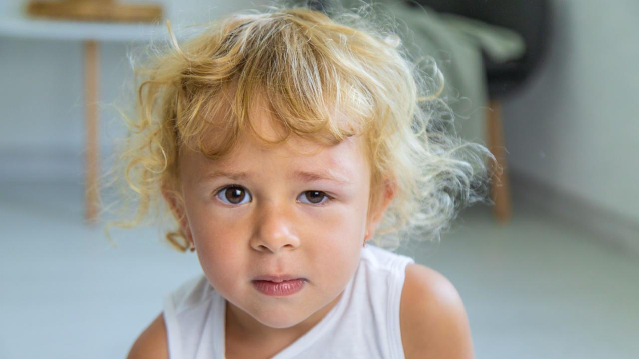 Patinusios mažo vaiko akys