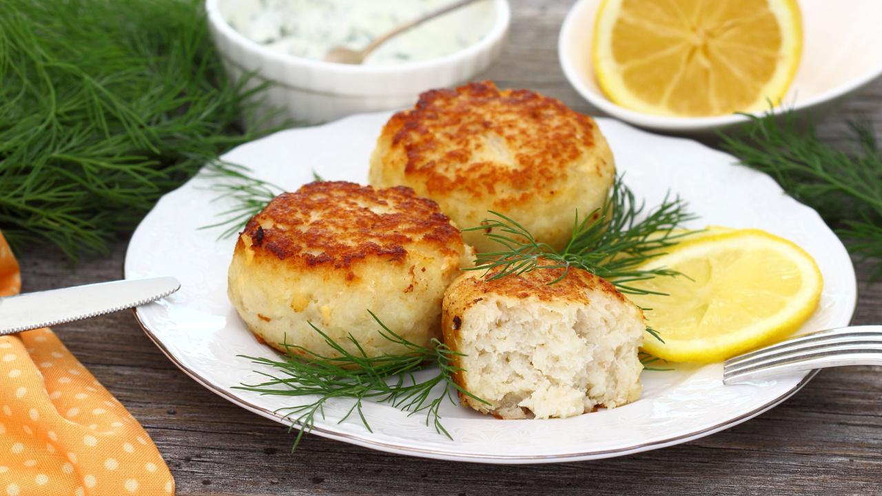 Švelnaus skonio žuvies kotletai
