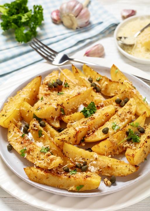Traškios bulvytės su parmezanu orkaitėje