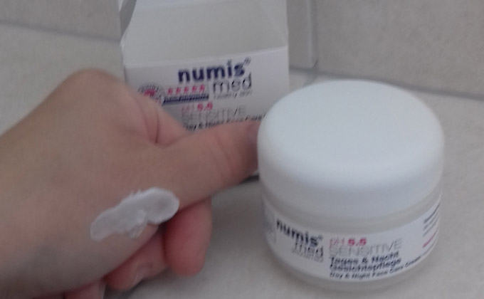 numis® med dieninis ir naktinis odos priežiūros kremas